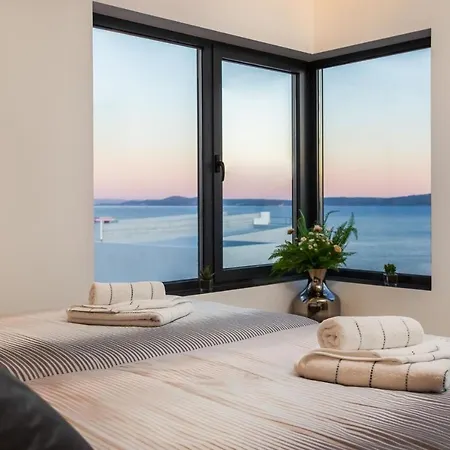 Luxury White Pearl With Pool Apartmán